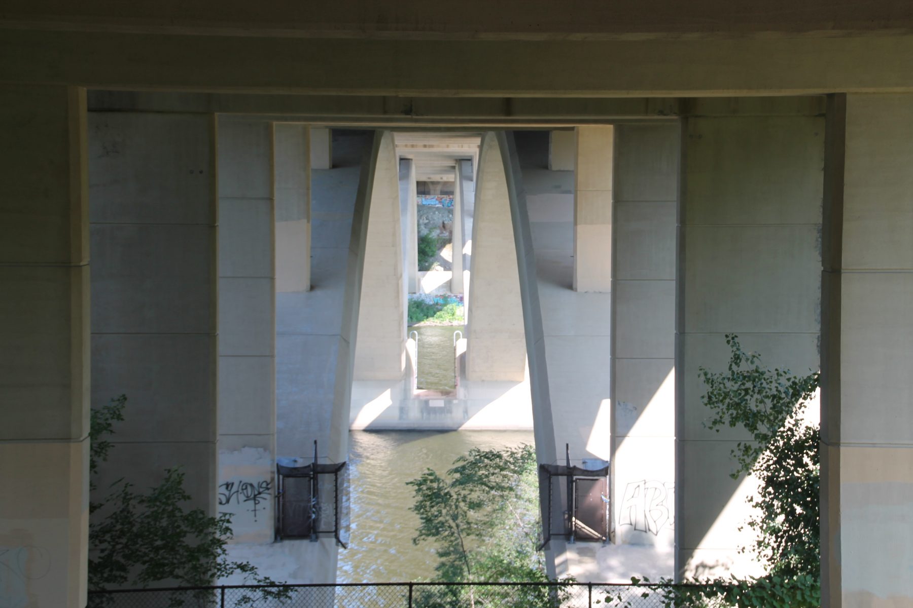 Support structures beneath Lake Street Bridge