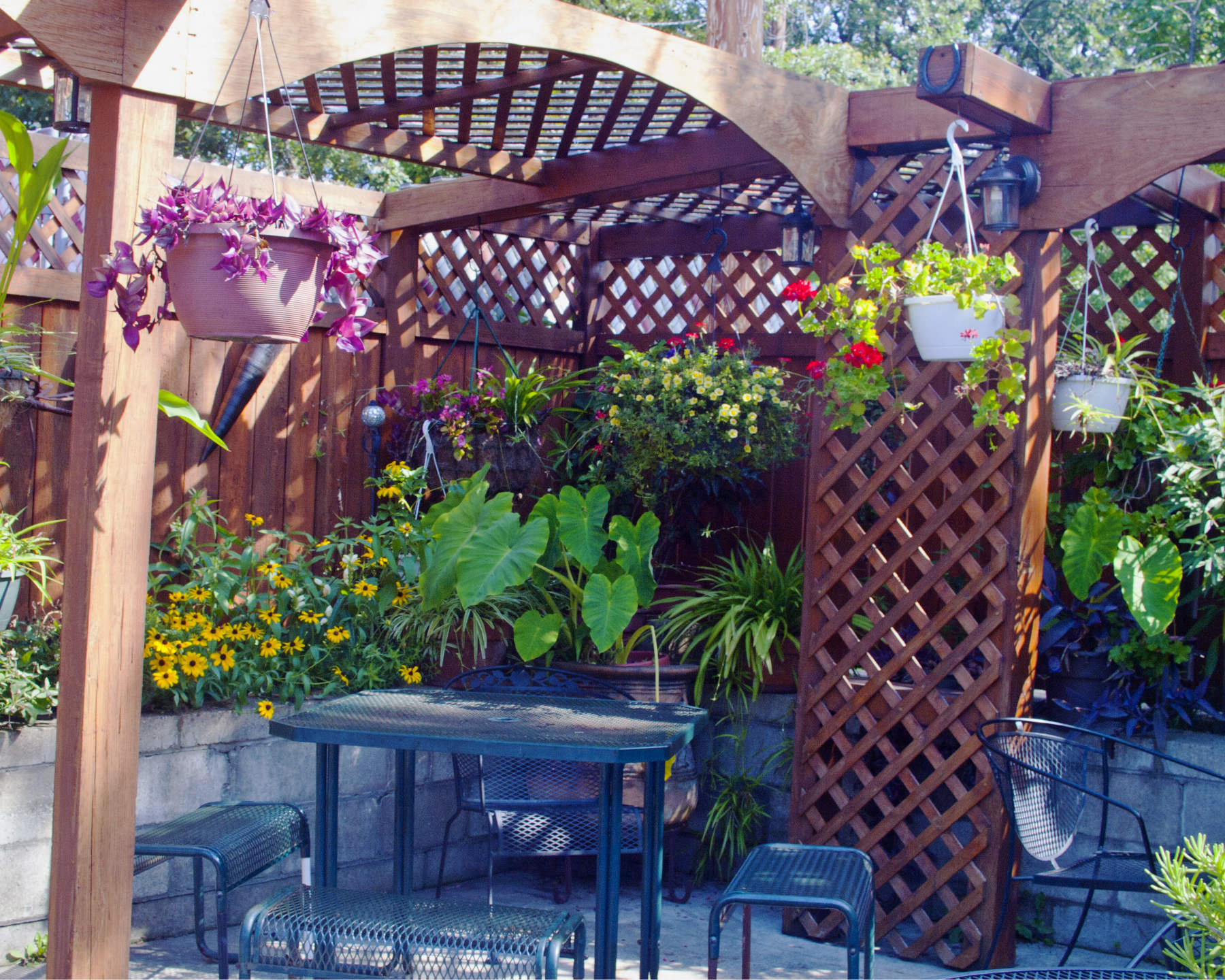 Outdoor restaurant patio with garden